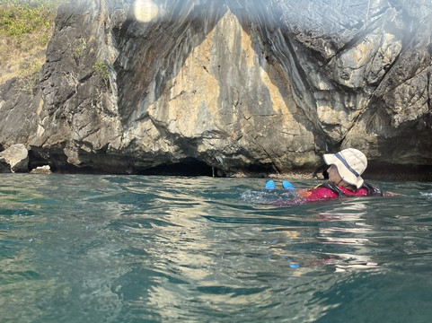 翡翠洞-穆岛必去景点