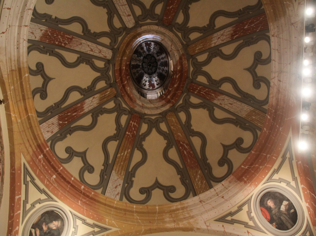 Iglesia de San Felipe & Santiago