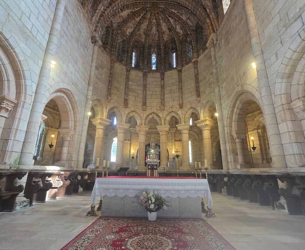 Monasterio de Oseira-San Cristovo de Cea必去景点