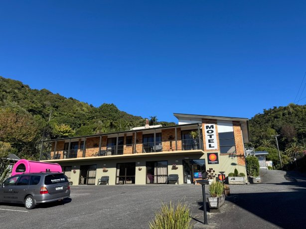 山道能汽车旅馆-旅行者