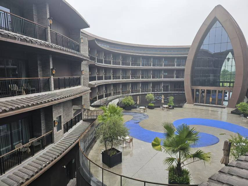 湖州潞村悦柳酒店主图