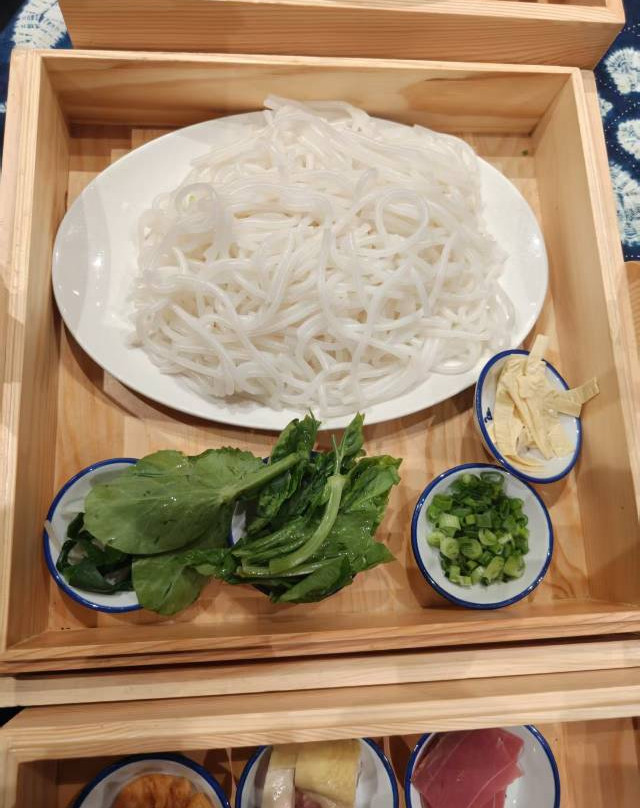 昆明索菲特大酒店主图
