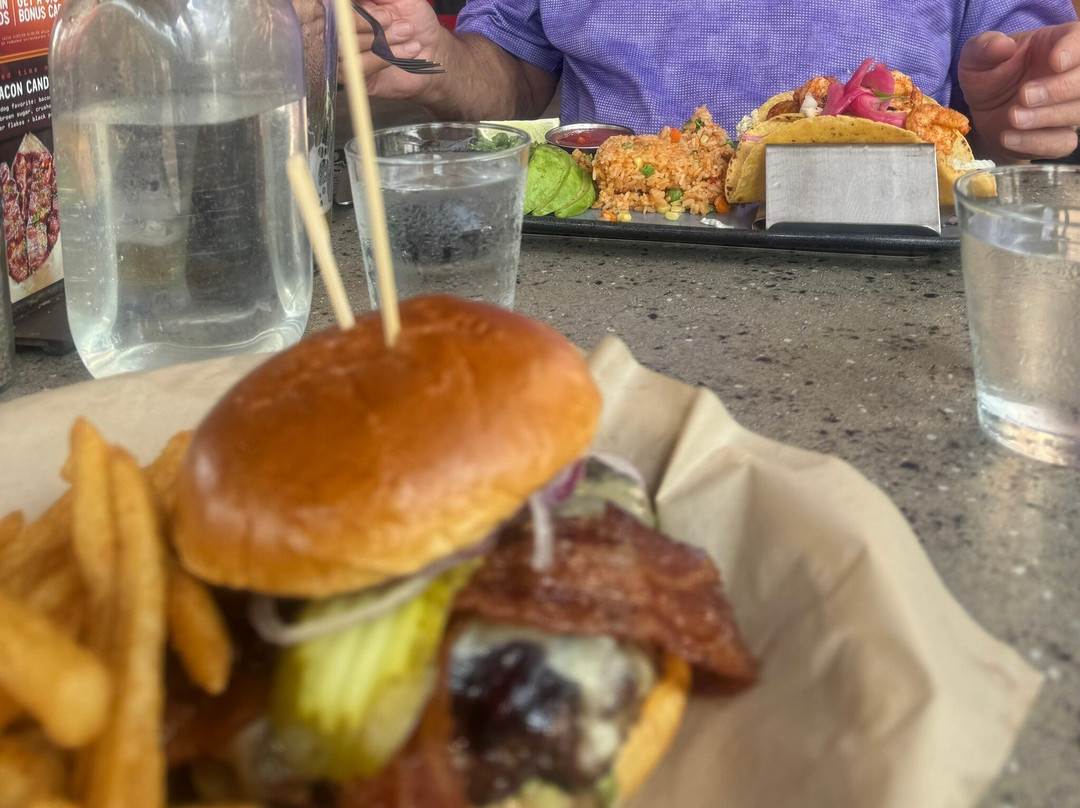 Lazy Dog Restaurant & Bar