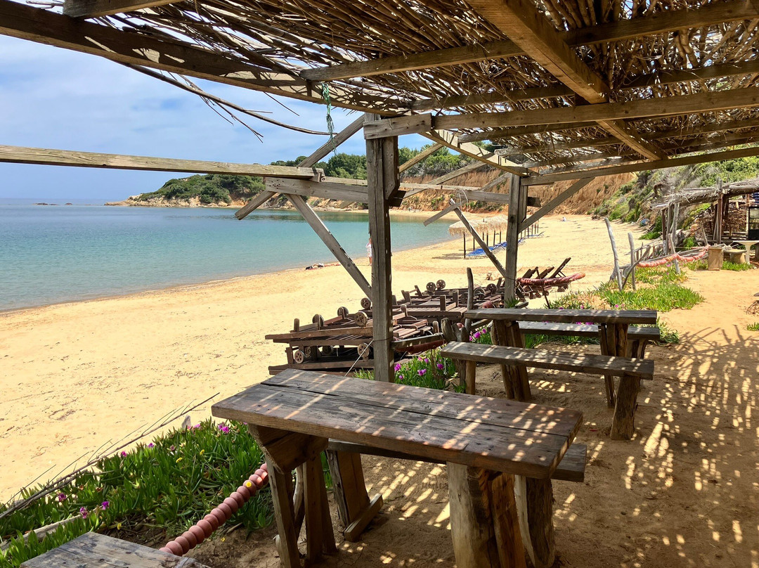 Mandraki Beach-斯亚索斯必去景点
