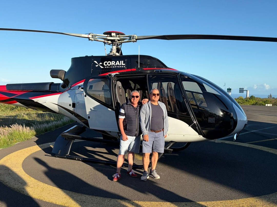 Corail Helicopteres-留尼旺圣皮耶必去景点
