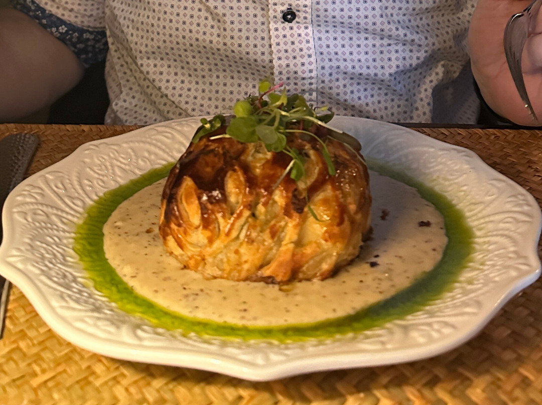 Le Parisien Restaurant