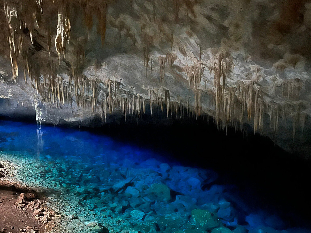 Gruta do Lago Azul-博尼图必去景点