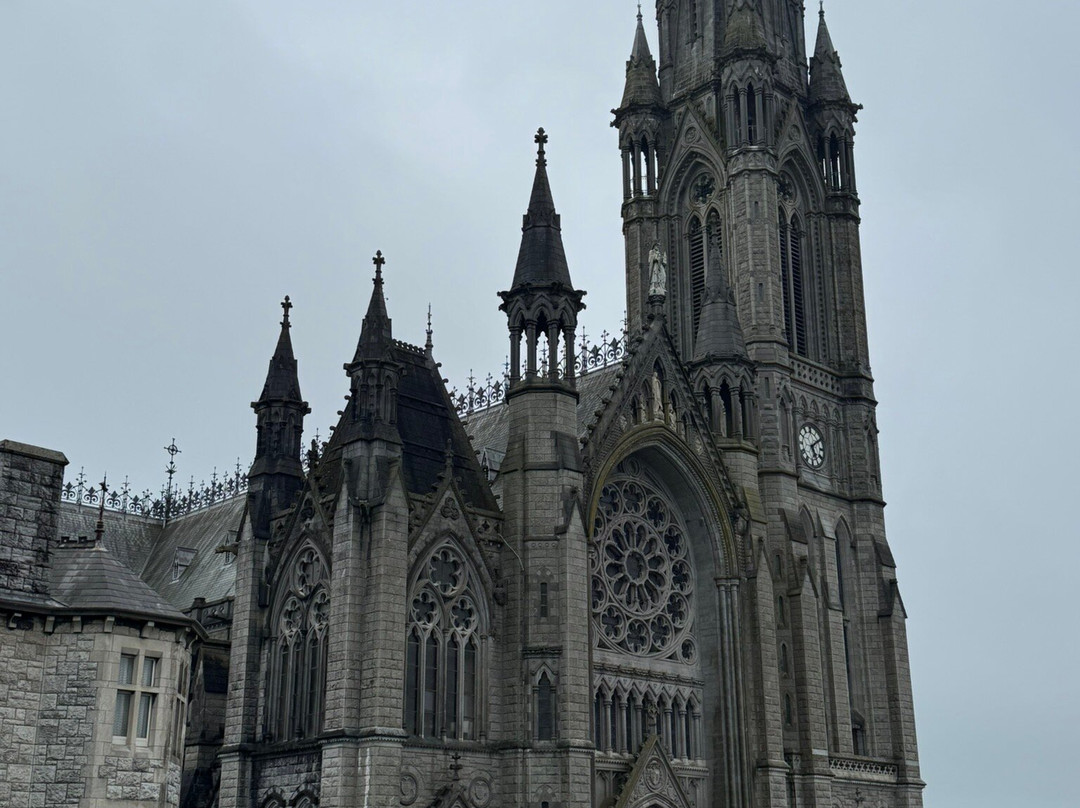 St Colman’s Cathedral-科夫必去景点