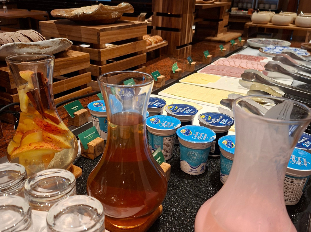 绿茵酒店主图
