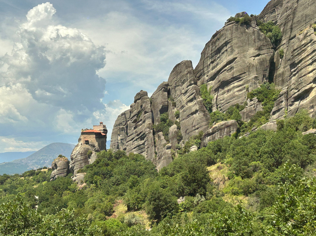 Meteora Thrones - Travel & Tourism Center-卡兰巴卡必去景点