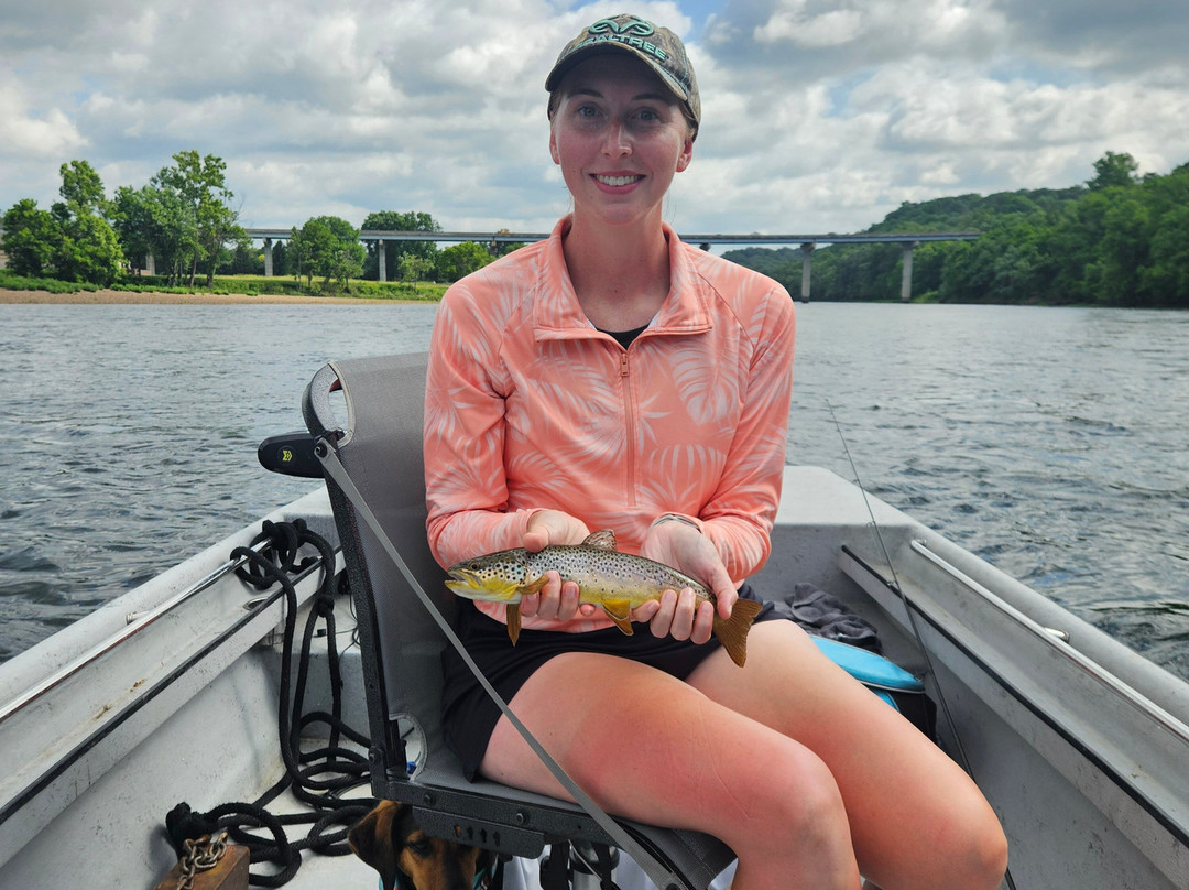 Cotter Trout Dock Guided Trout Fishing Tours-Cotter必去景点