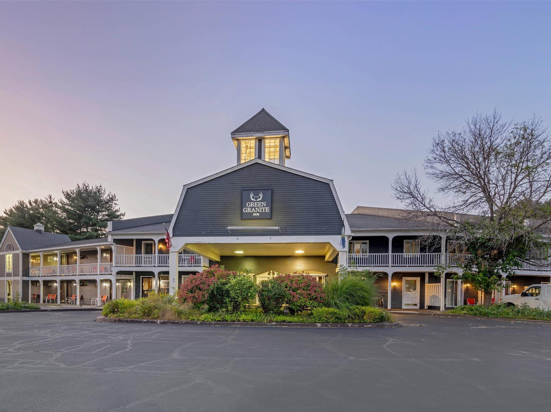 Fryeburg酒店住宿-Green Granite Inn, an Ascend Collection Hotel