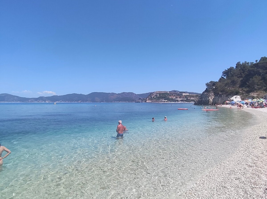 Spiaggia di Padulella-费拉约港必去景点