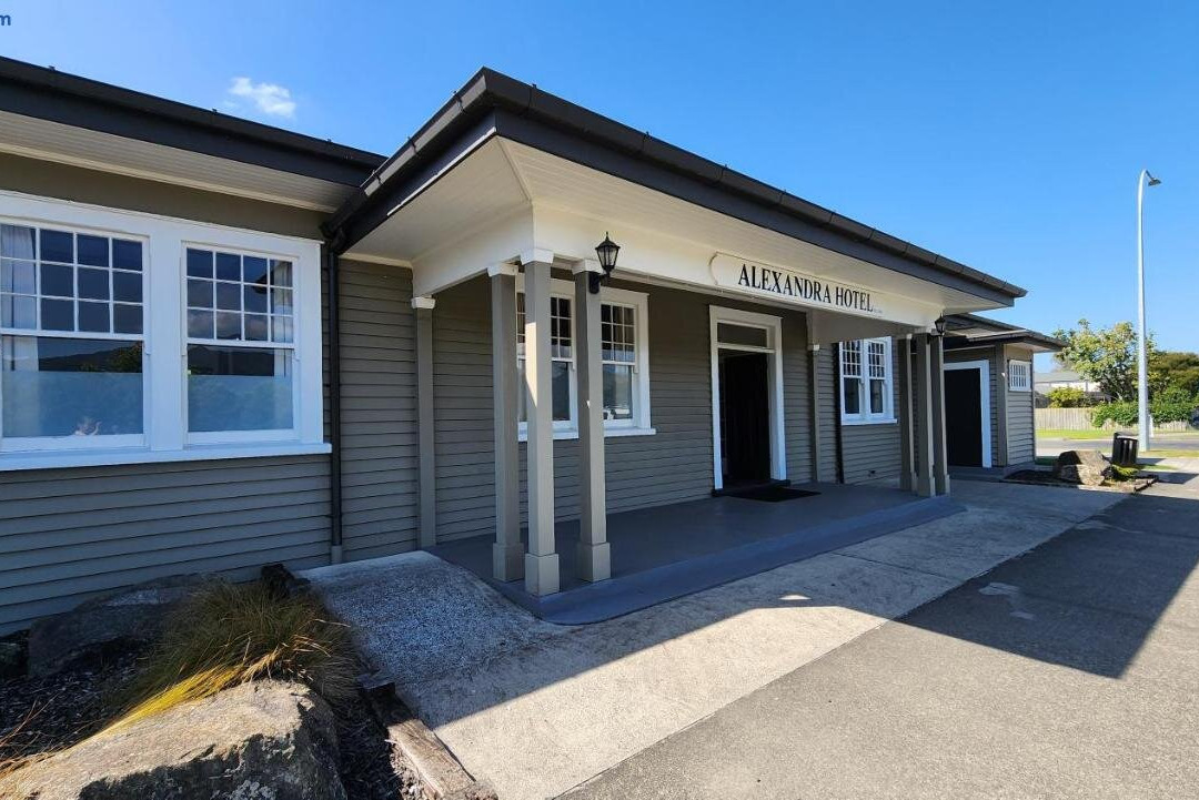Alexandra Hotel