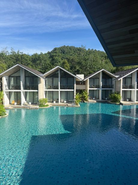 Villa Escape Burasari布拉萨里逃脱别墅-旅行者