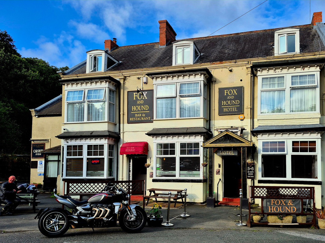 Fox And Hound Restaurant