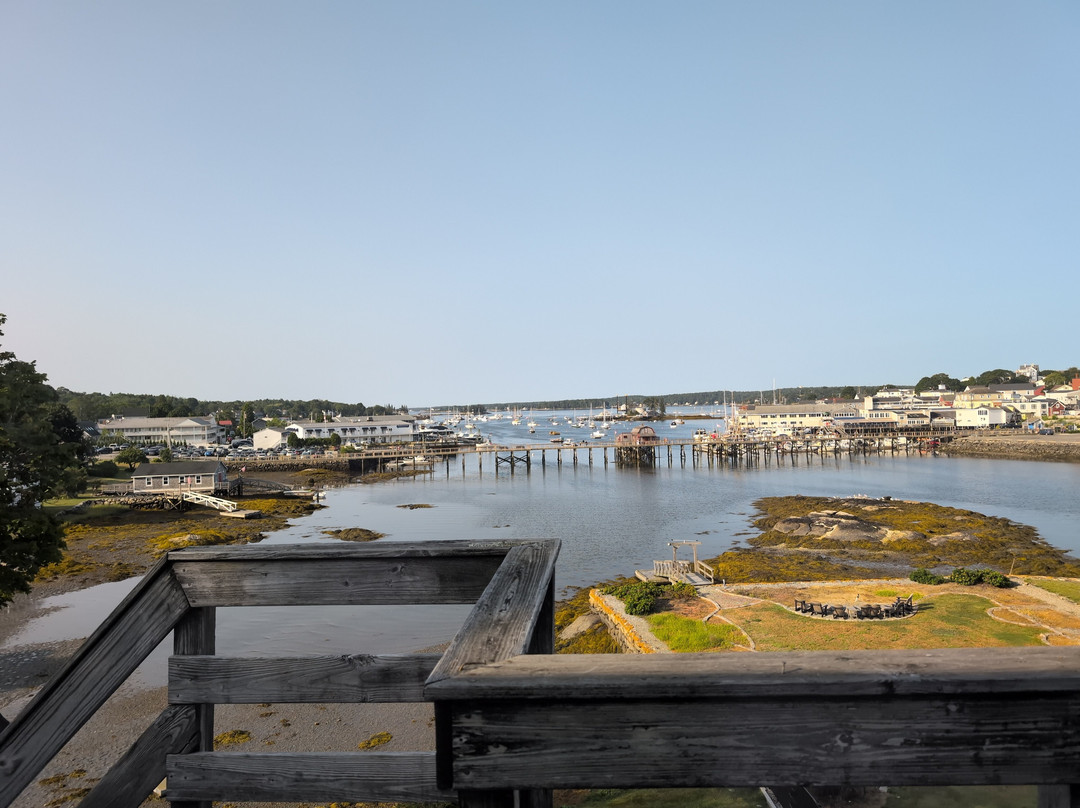 The Bayside Inn主图