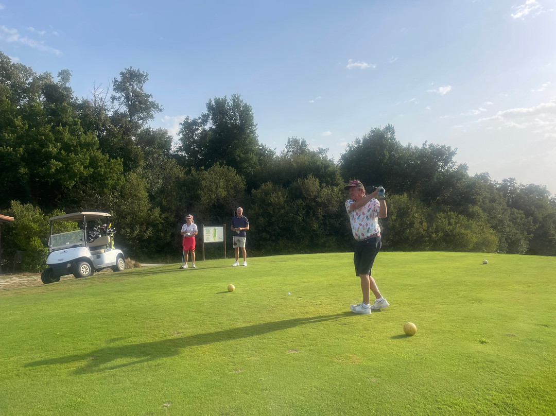 Izki Golf-Urturi必去景点