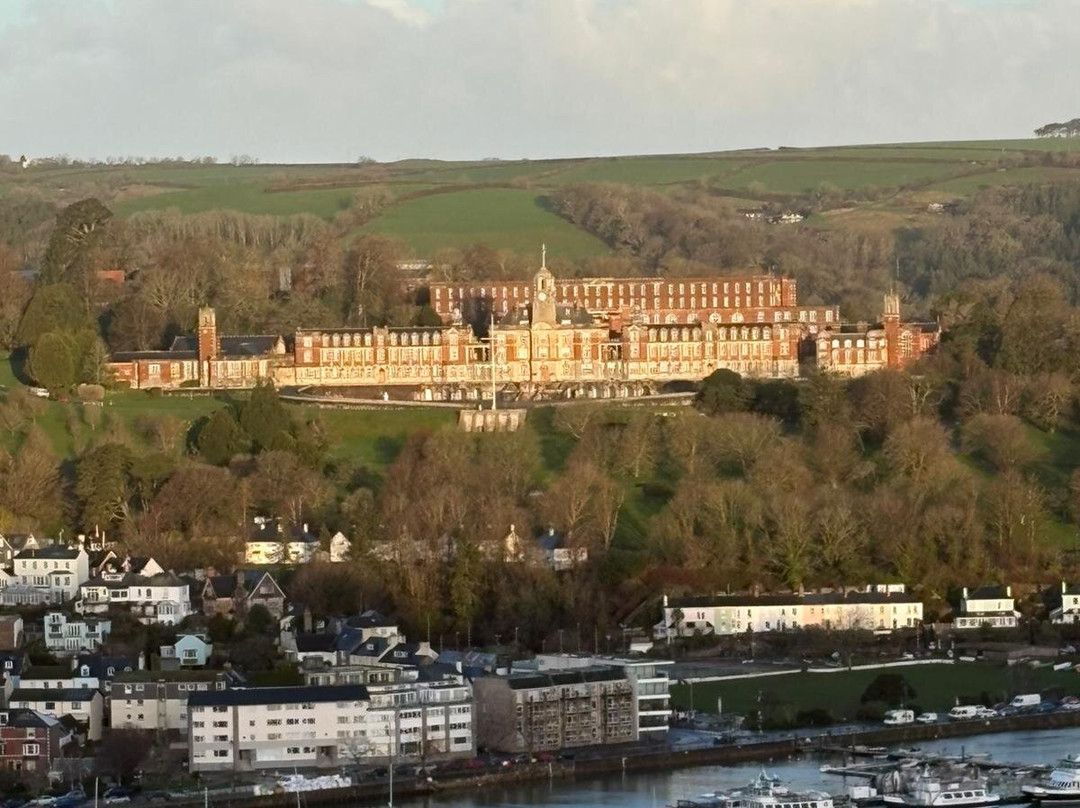 Britannia Royal Naval College-达特茅斯必去景点