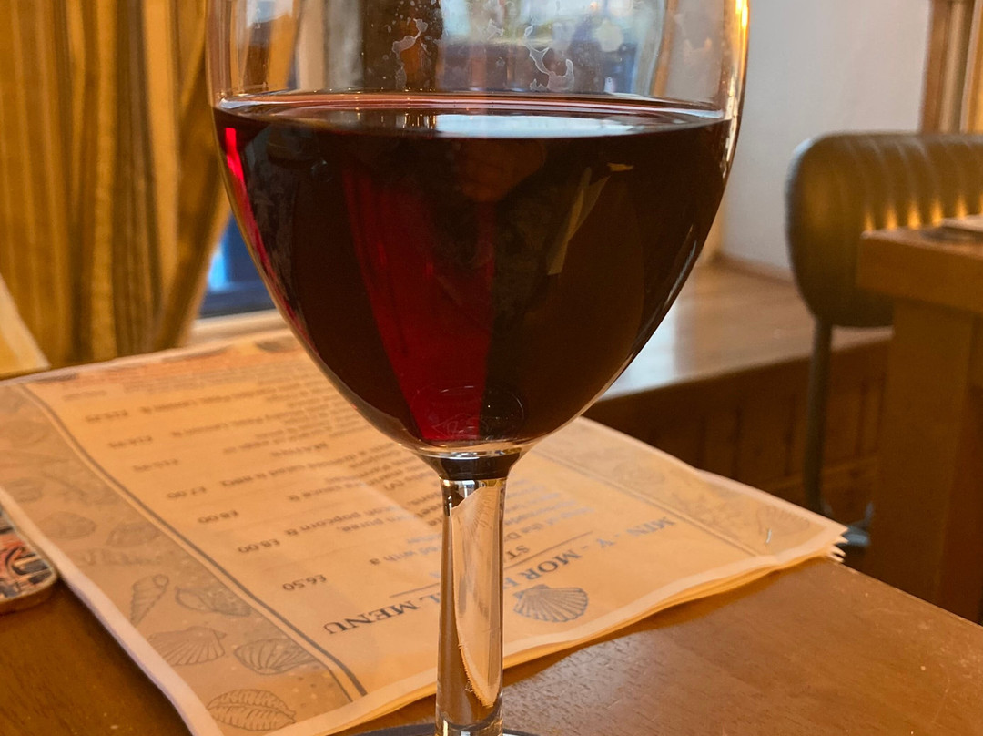 明怀莫尔酒店主图