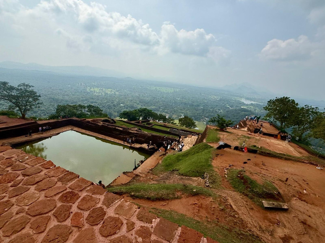 On The Go Ceylon Tours-Yakkala必去景点