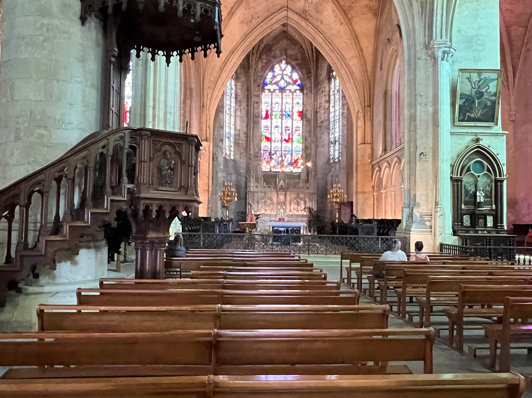 Eglise Collegiale de Saint-Emilion-圣埃美隆必去景点