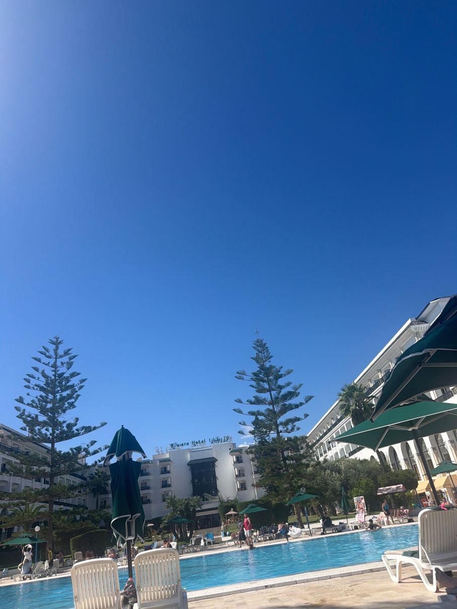 里维埃拉酒店-旅行者