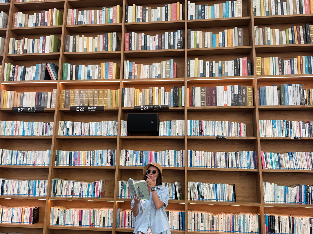 Starfield Library-首尔必去景点