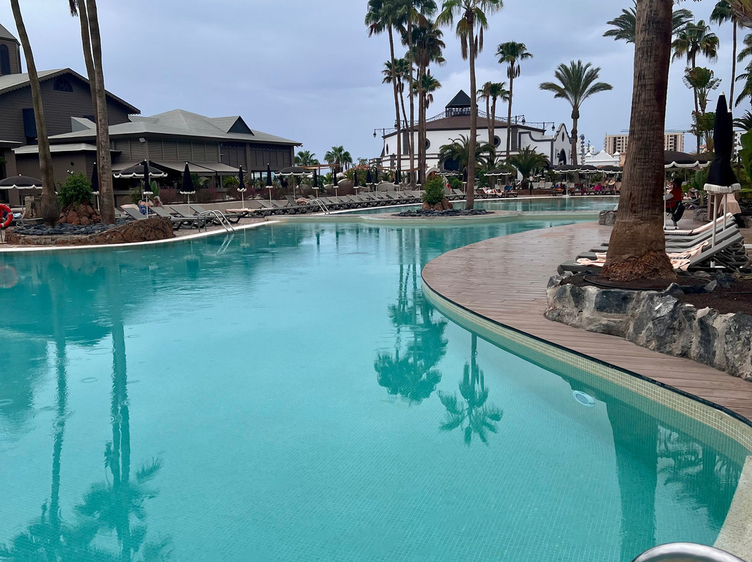 阿德耶海岸巴希亚普林西比阳光酒店 - 全包主图