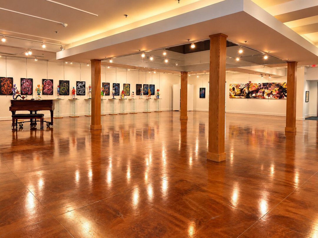 Ratner Museum