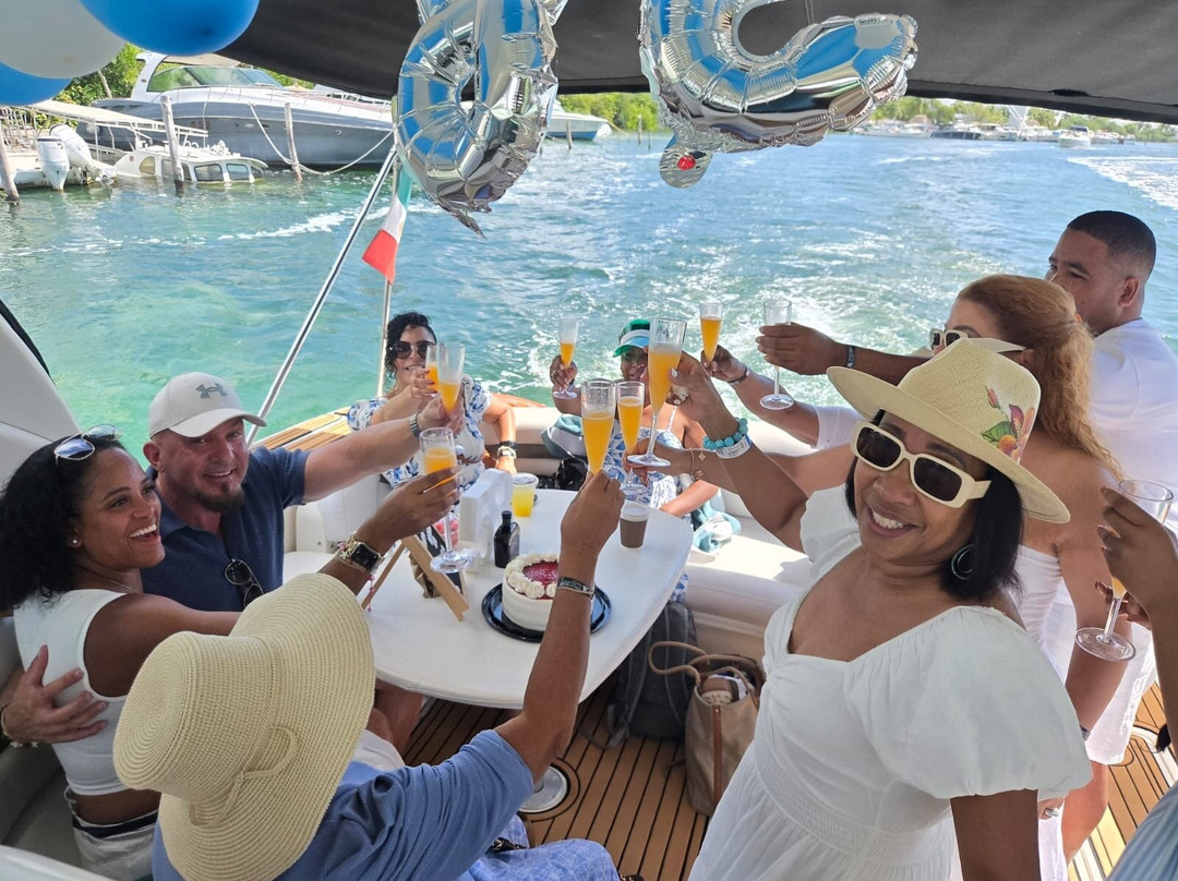 Nauti Yacht Charters-坎昆必去景点