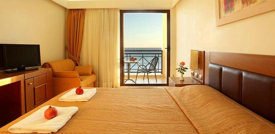 PHEIA, Vriniotis Resorts-官方