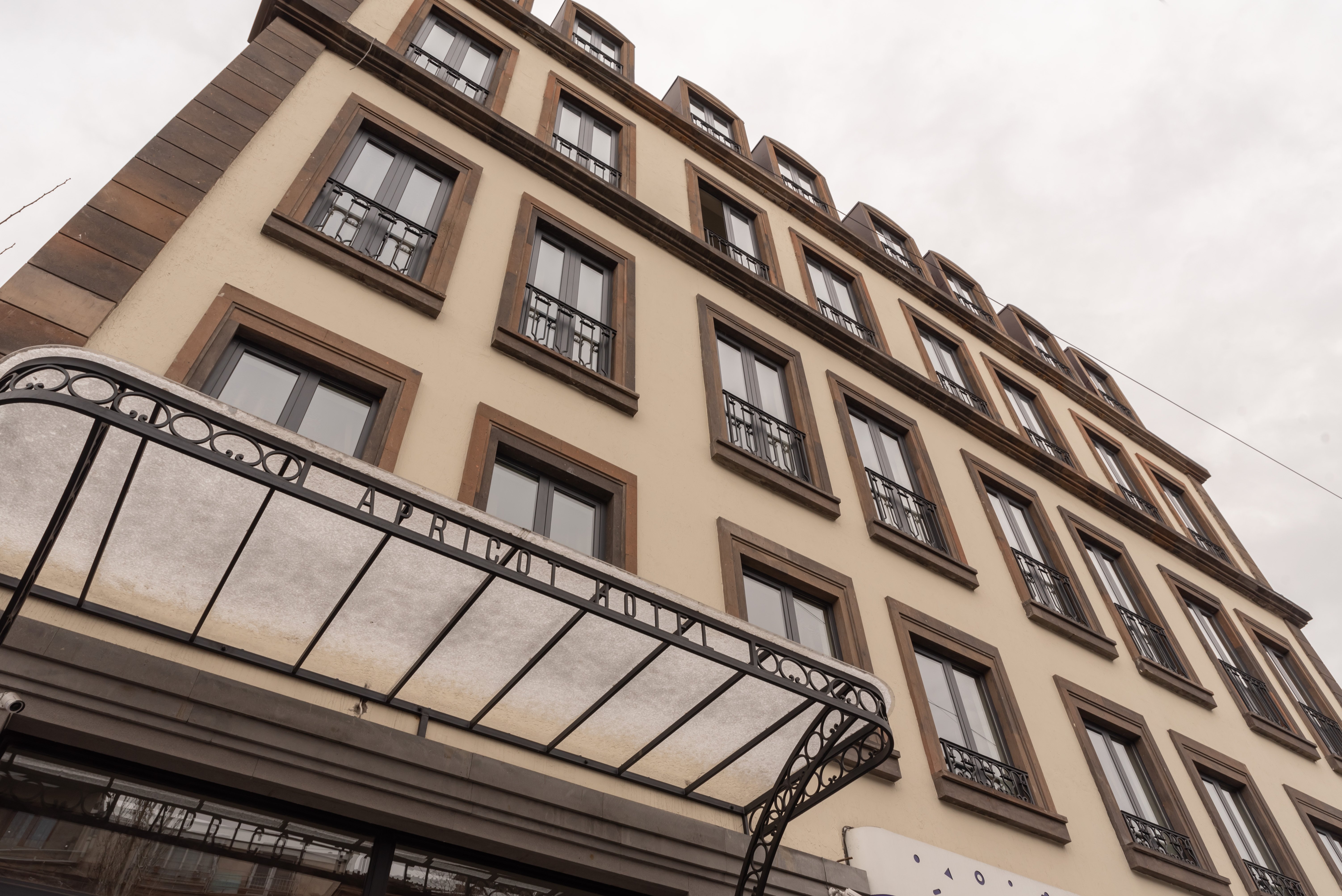 Apricot Hotels and Resorts-官方
