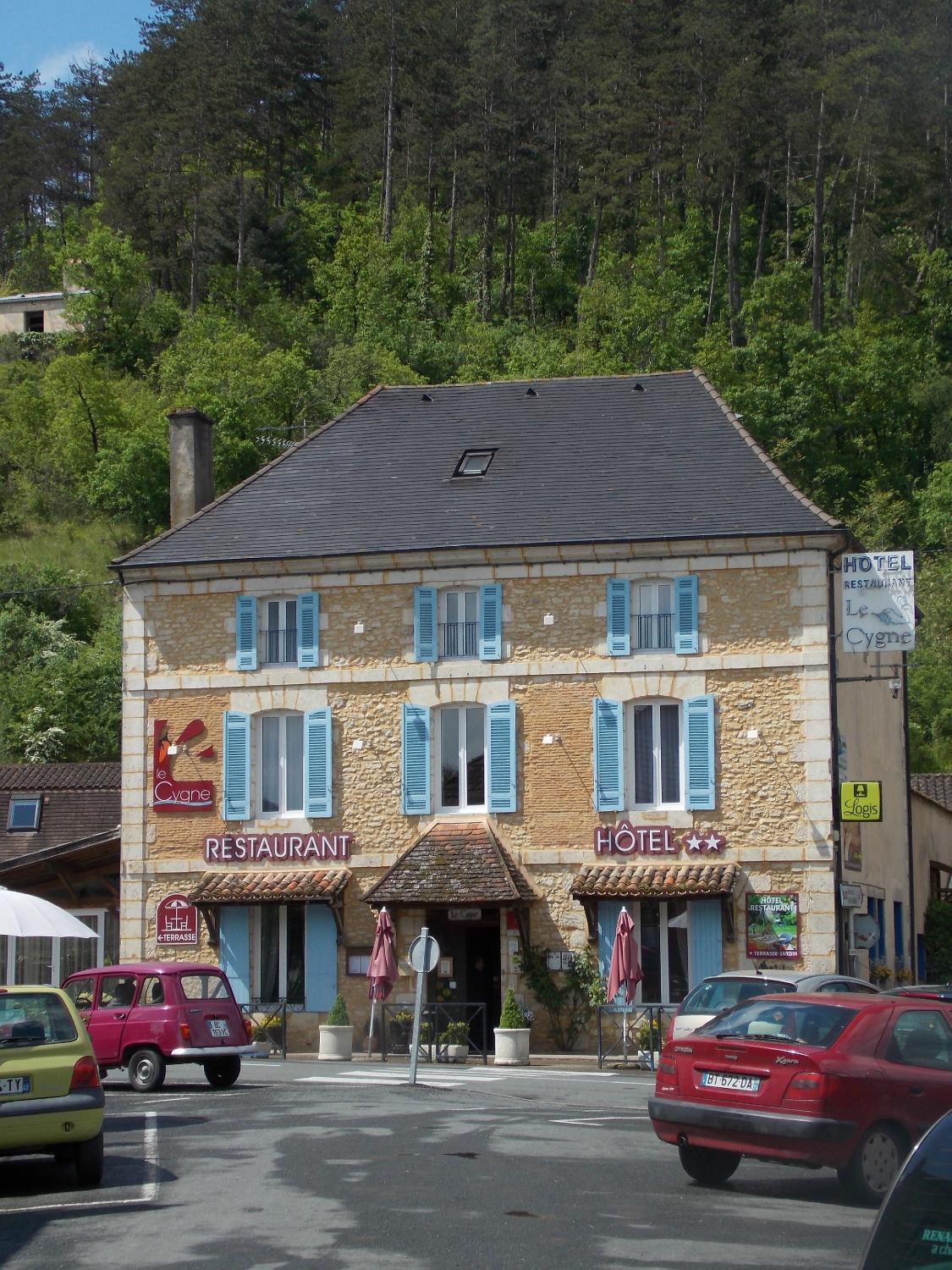 Logis Hôtel le Cygne-浴室