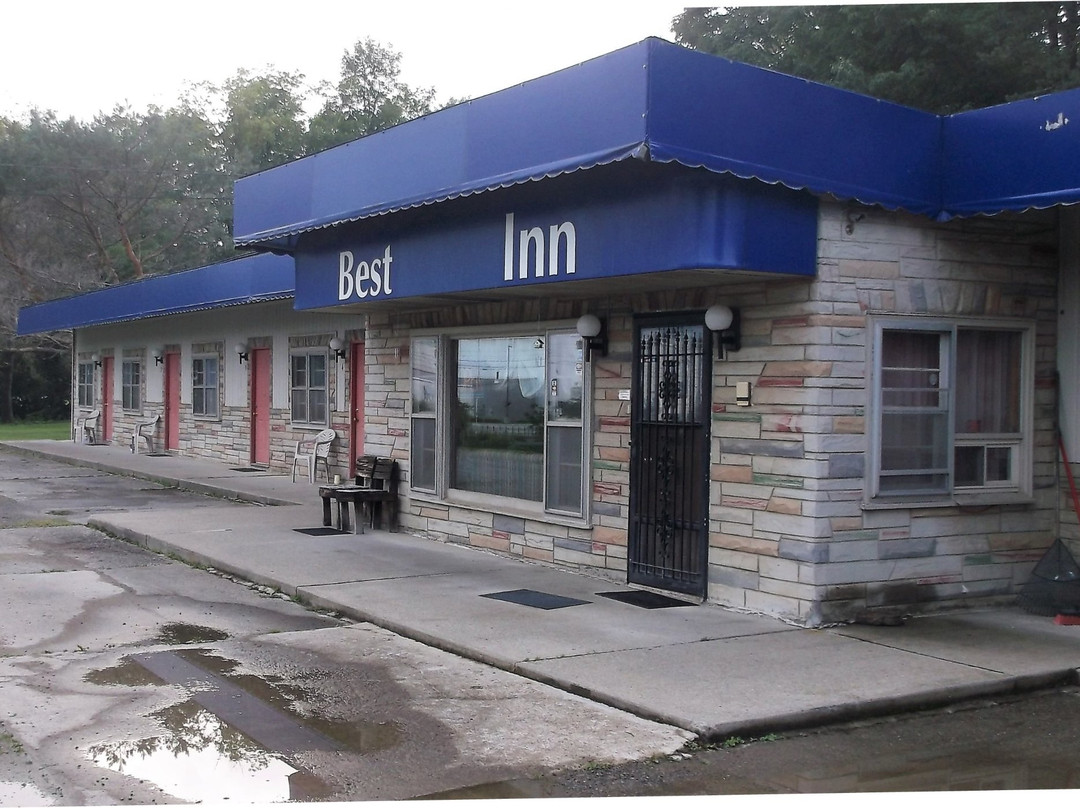 Best Inn Wellsville