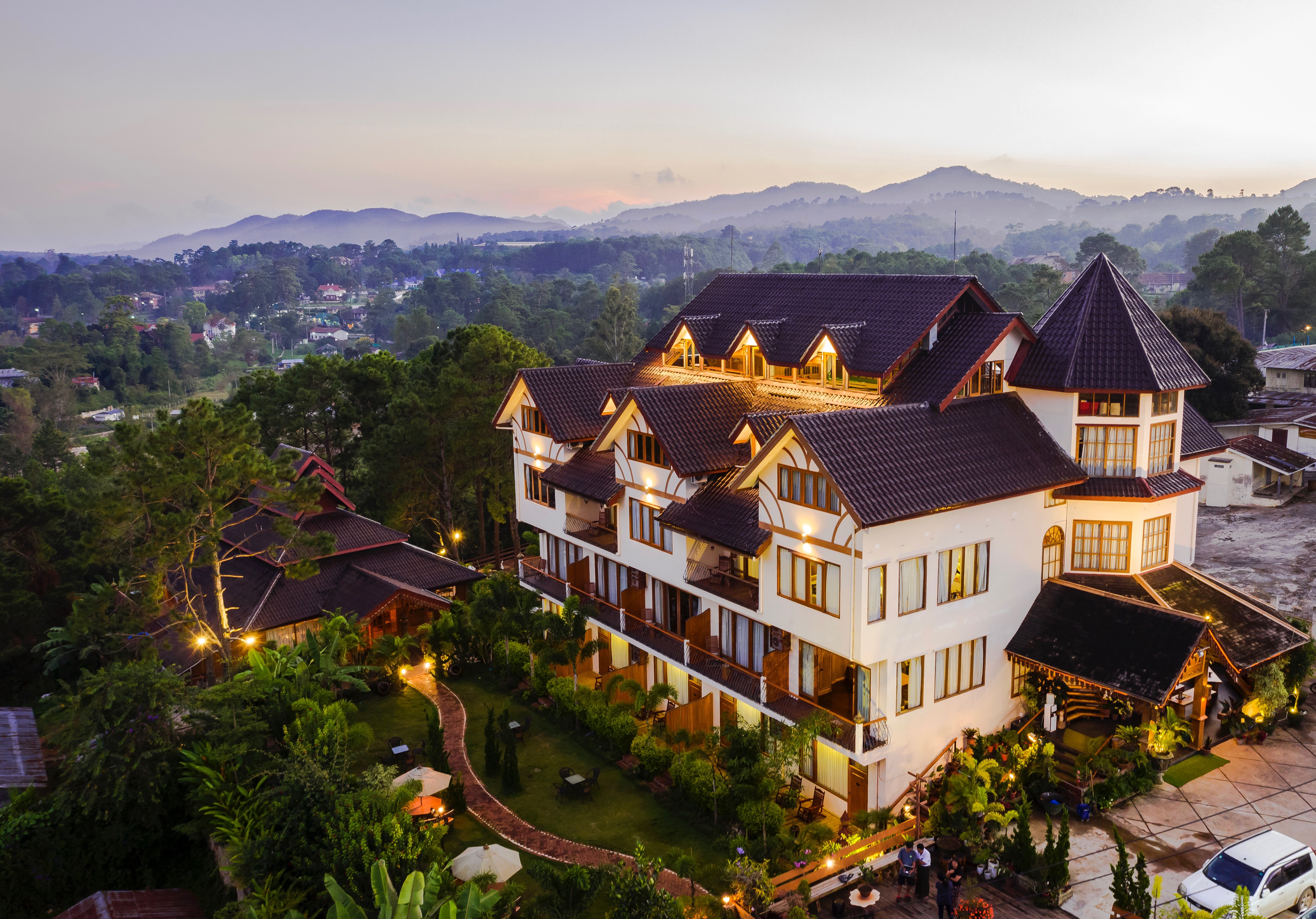 Dream Mountain Resort-官方