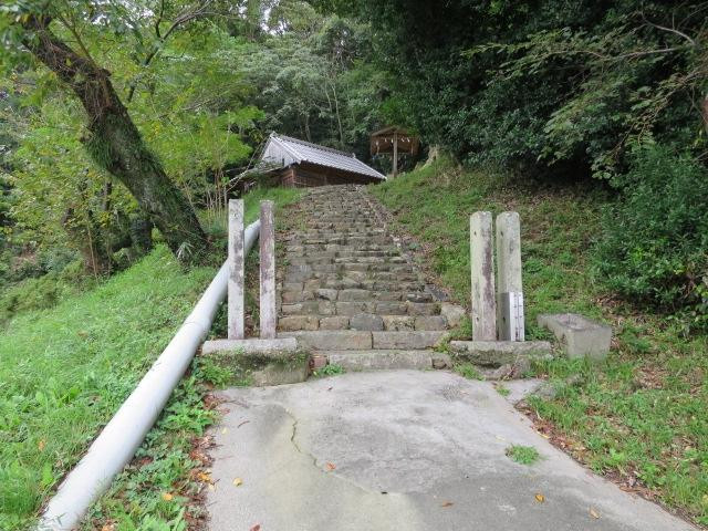 Ikuza Shrine景点图片