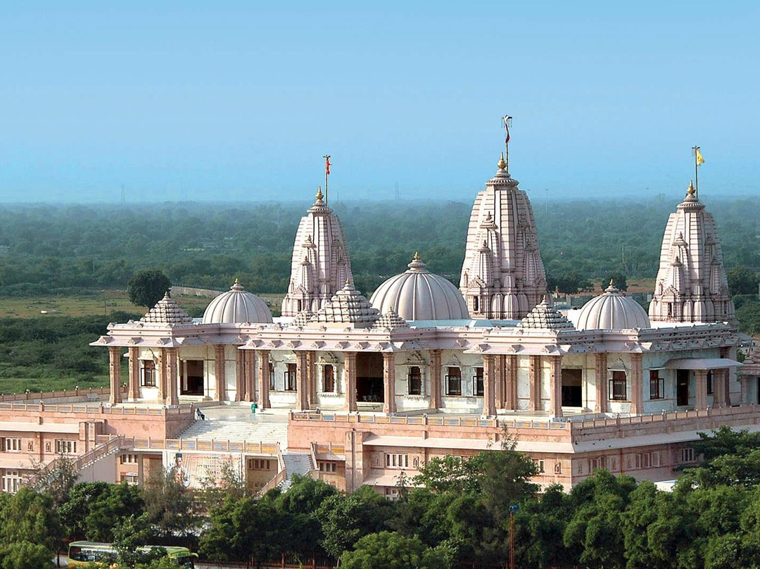 Adalaj Trimandir景点图片