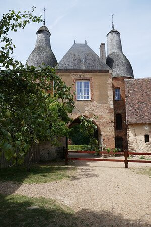 Commanderie d'Arville景点图片