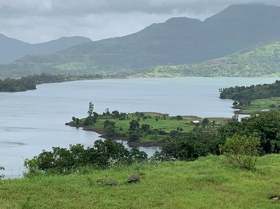 Bhandardhara Lake景点图片