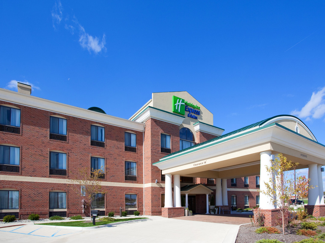 Holiday Inn Express & Suites Chesterfield - Selfridge Area By IHG主图