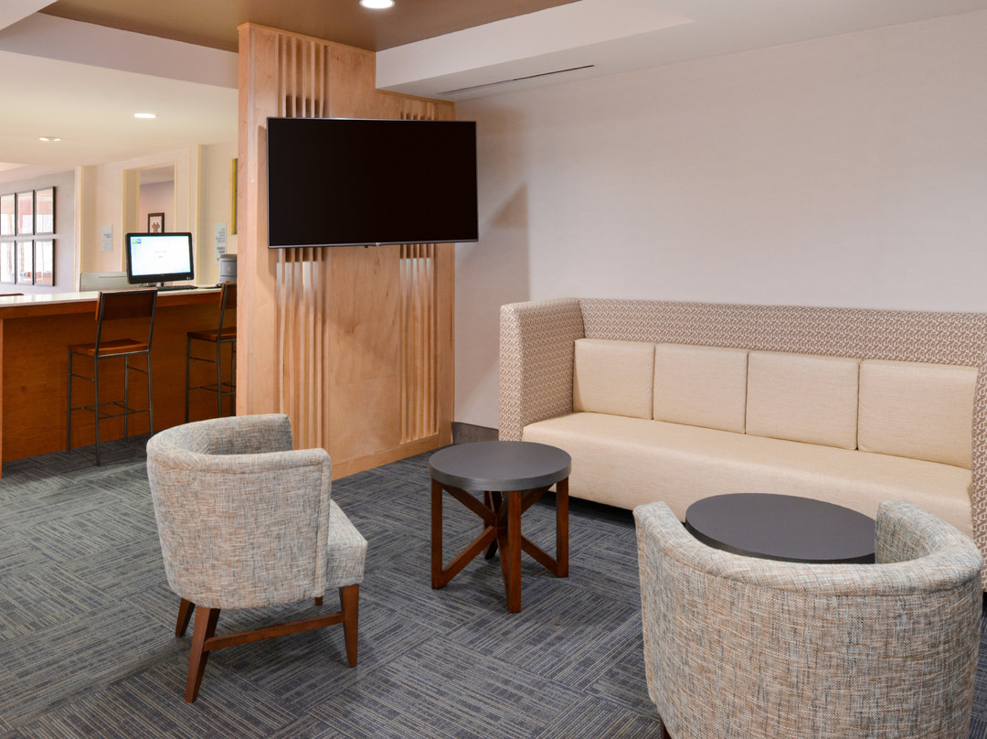 Holiday Inn Express & Suites Parkersburg - Mineral Wells By IHG主图