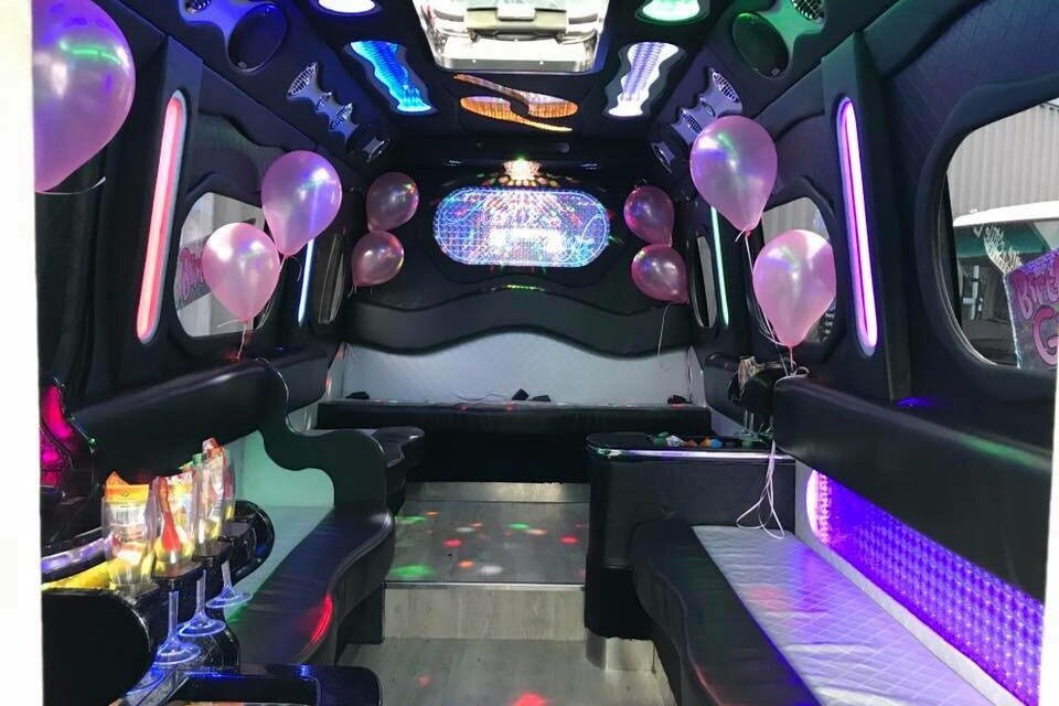 Portsmouth Coach Hire-普兹茅斯必去景点