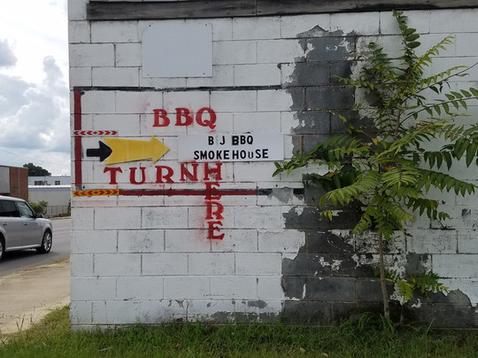 B And J Smokehouse And BBQ