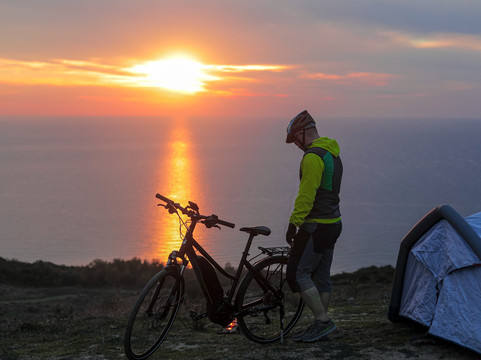 tung albania-地拉那必去景点