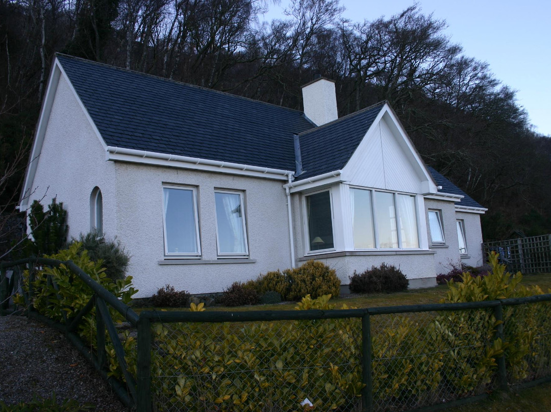 尼斯湖小屋酒店