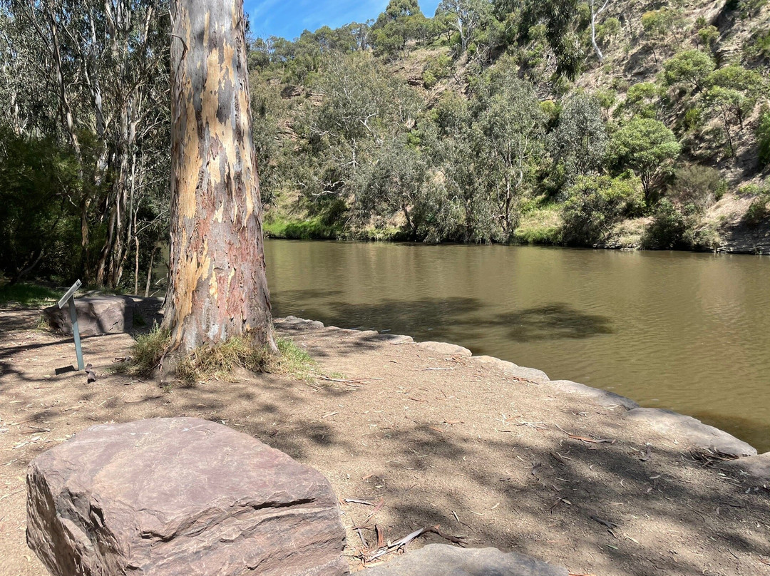 Deep Rock Swimming Hole-Abbotsford必去景点