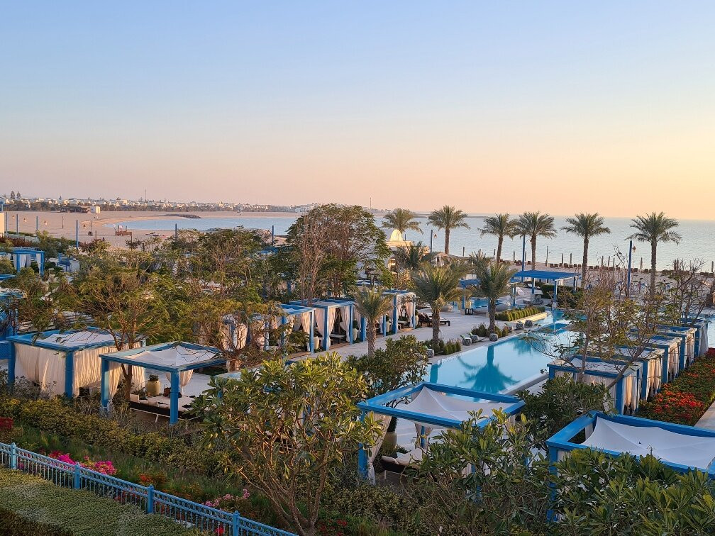 Hilton Salwa Beach Resort & Villas主图