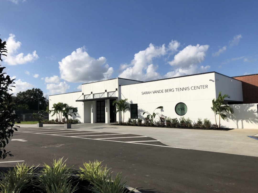 Sarah Vande Berg Tennis & Wellness Center-Zephyrhills必去景点