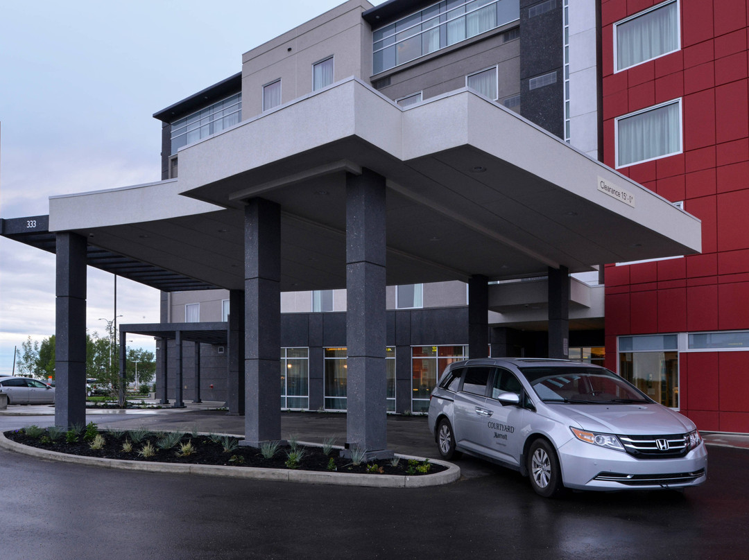 Courtyard by Marriott Saskatoon Airport主图